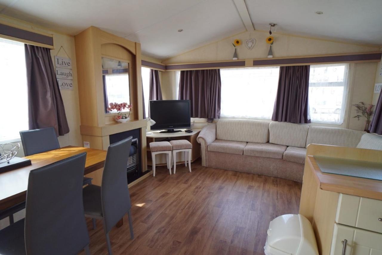 Lyntons 3 Bedroom Caravan Pets Stay Free Linen Included Heacham Esterno foto