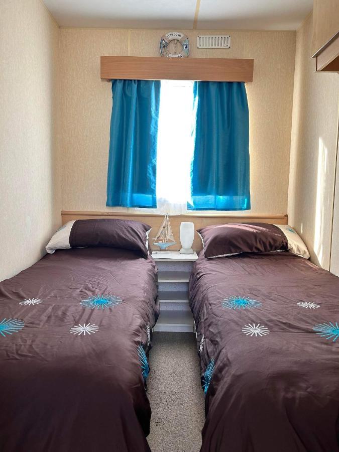 Lyntons 3 Bedroom Caravan Pets Stay Free Linen Included Heacham Esterno foto